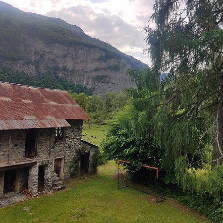 La Maison Des Sables Le Bourg-d'Oisans Luaran gambar