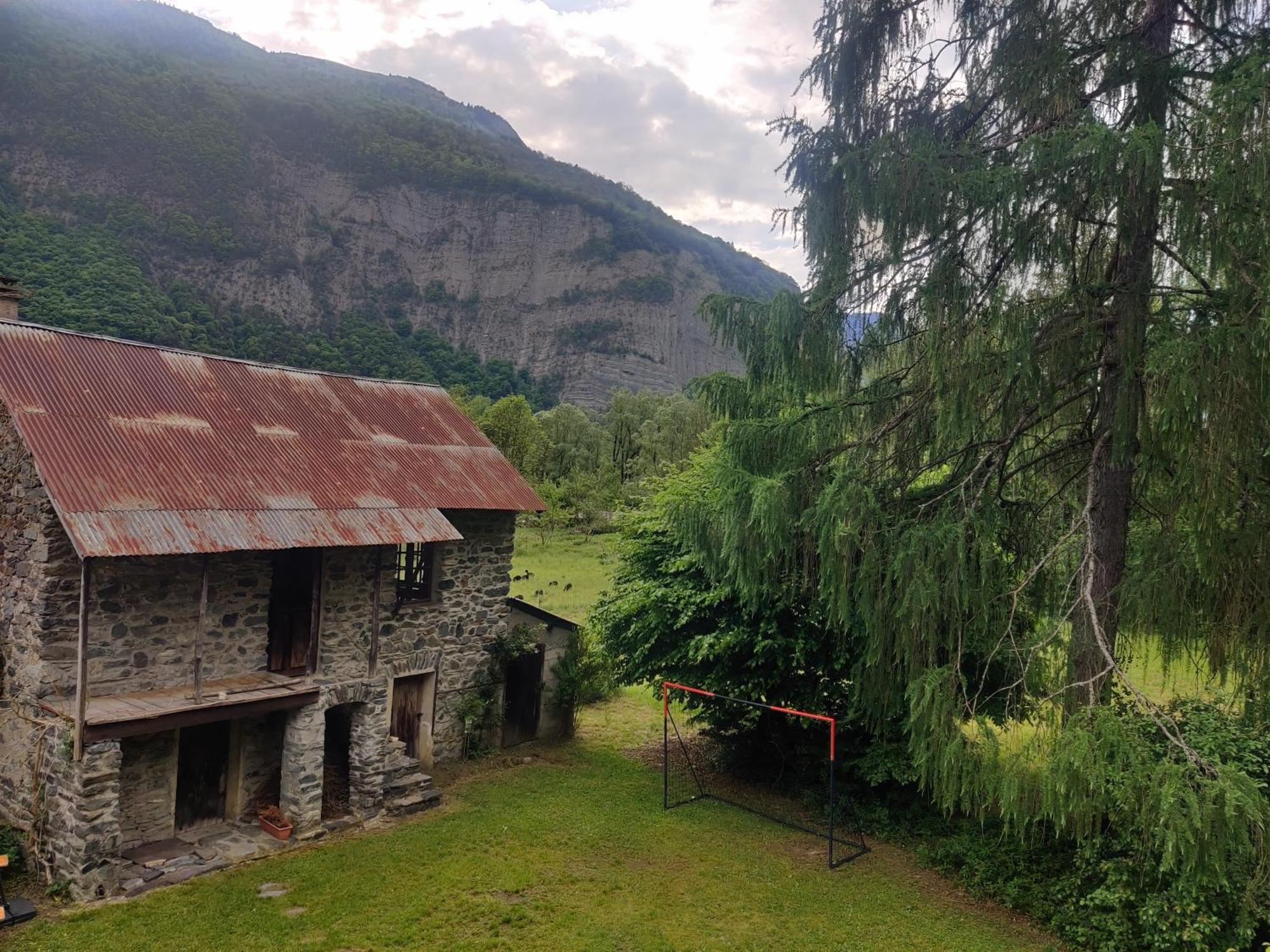 La Maison Des Sables Le Bourg-d'Oisans Luaran gambar